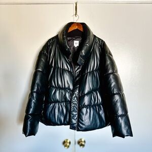 GAP Women's Sleek Black Pleather Puffer Coat